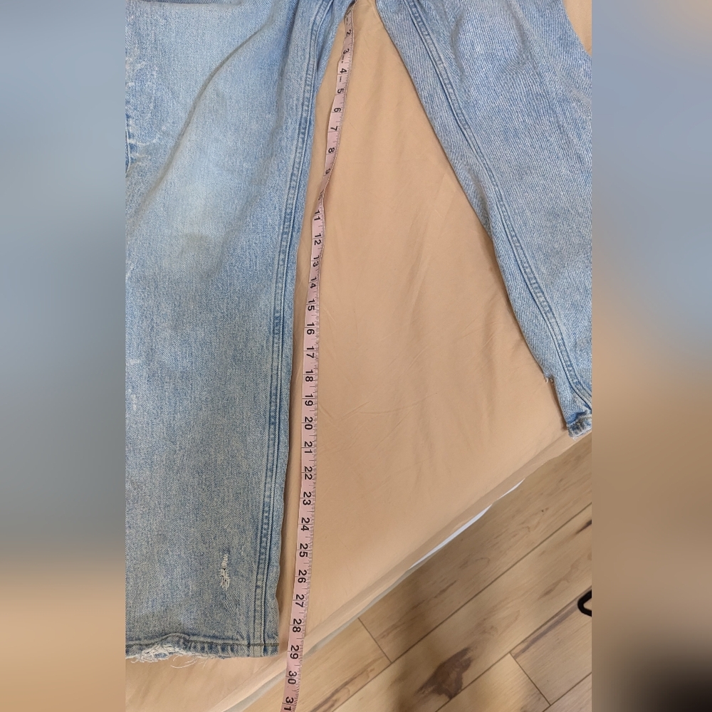 Abercrombie Curve Love The 90s Straight High Light Wash Frayed Hem Blue Jeans - Picture 10 of 10